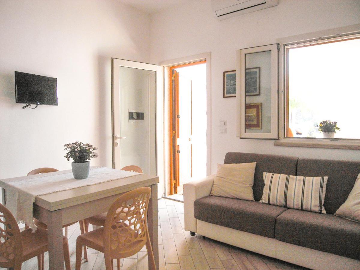 Appartamenti Via Corfu - Le Vie Di Omero 토레 델 로소 외부 사진